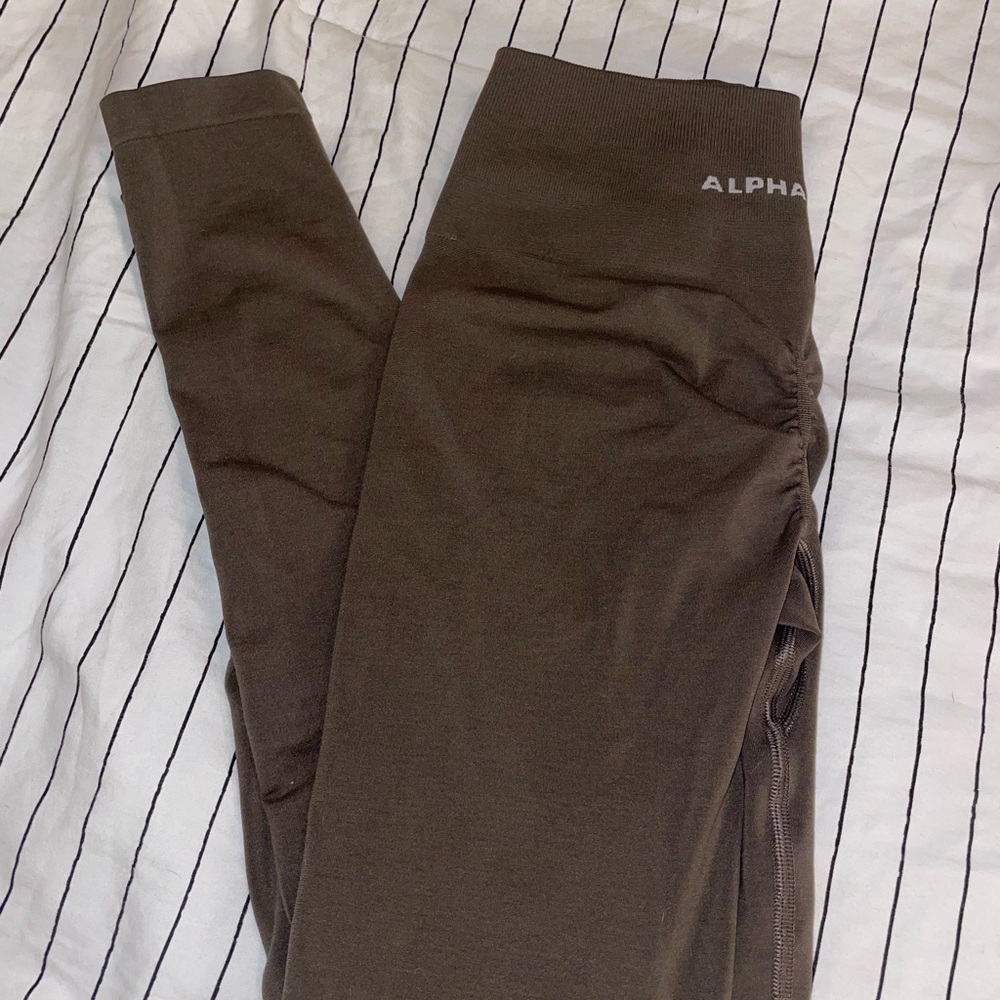 Alphalete amplify leggings